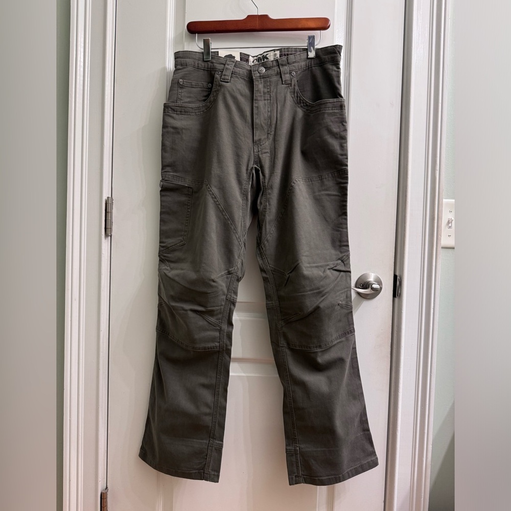 Mountain Khakis Men’s Camber Model 107 pant